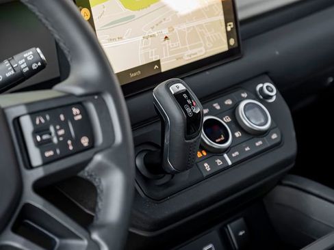 Used 2023 Land Rover Defender 110 75th Limited Edition image 18