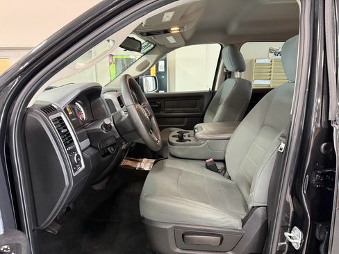 Used 2016 RAM 1500 Express w/ Black Ram 1500 Express Group AWD/4WD image 8