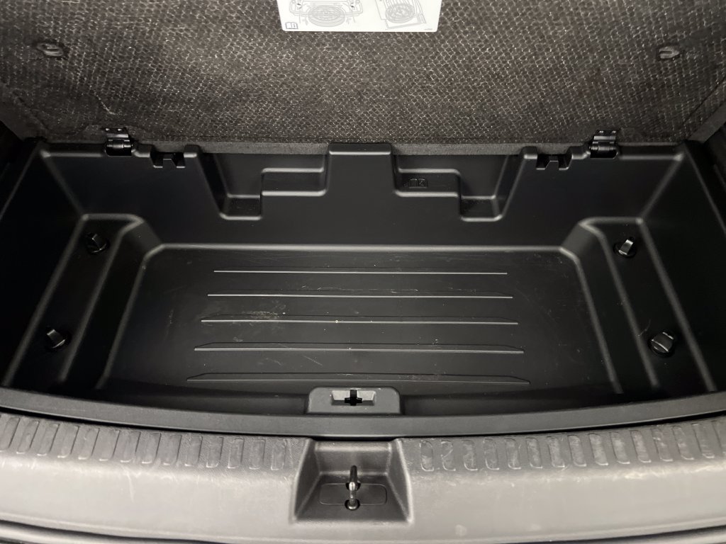 Used 2024 Chevrolet Traverse LT FWD image 47