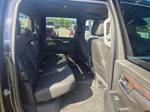 Used 2022 GMC Sierra 1500 SLT AWD/4WD image 36