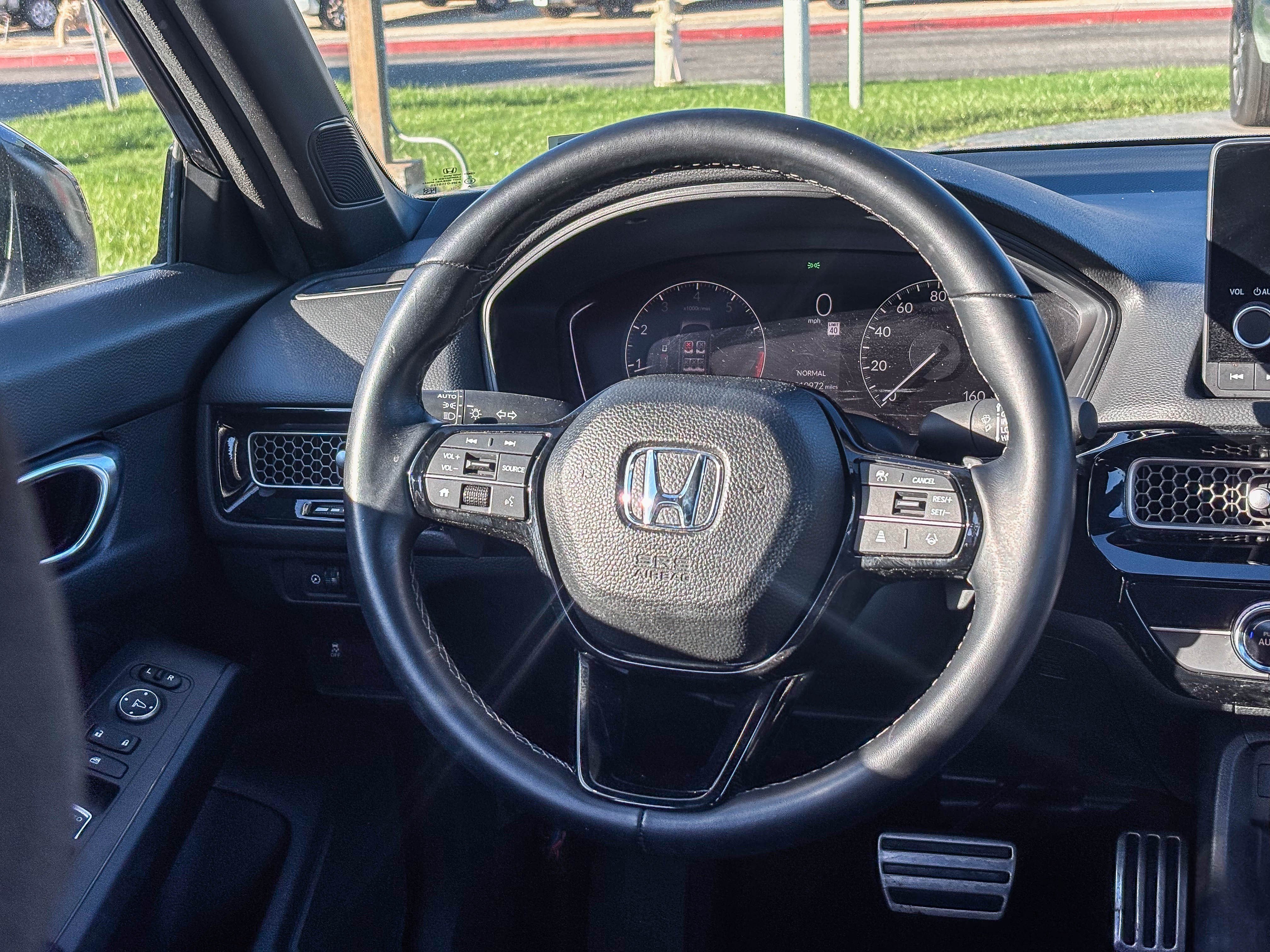 Used 2025 Honda Civic Sport image 18