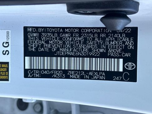 Used 2022 Toyota Corolla LE image 30