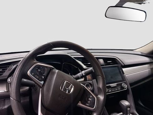 Used 2018 Honda Civic EX image 11