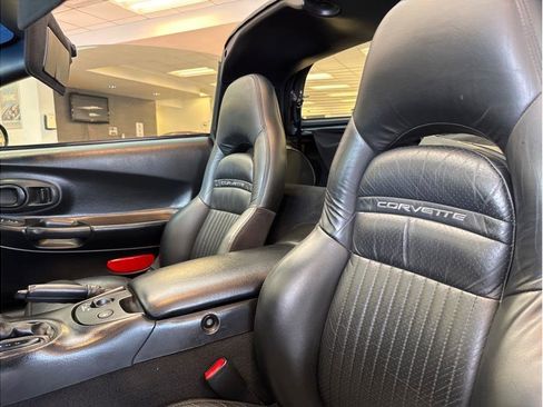 Used 1999 Chevrolet Corvette Coupe w/ Memory Pkg image 26