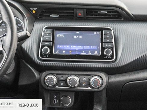 Used 2022 Nissan Kicks S image 17