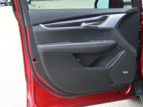 Certified 2024 Cadillac XT6 Premium Luxury w/ LPO, Floor Liner Package FWD image 20