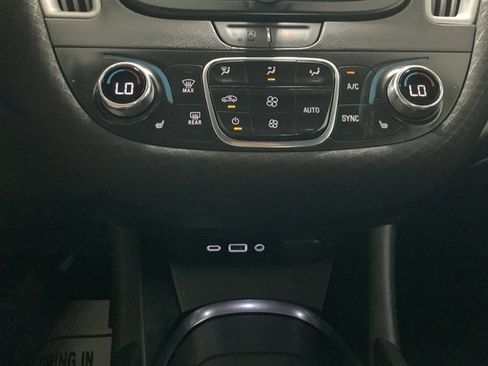 Used 2023 Chevrolet Malibu LT image 31