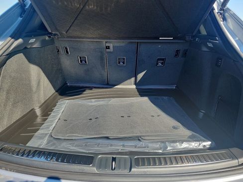 New 2026 Porsche Macan GTS image 23