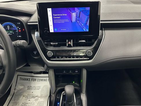 Used 2025 Toyota Corolla Cross AWD Hybrid w/ Convenience Package image 25