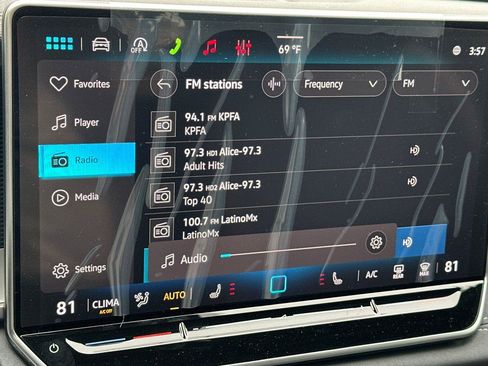 New 2026 Volkswagen Tiguan SE R-Line image 17