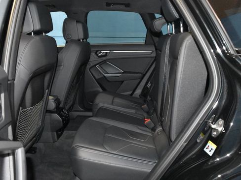 Certified 2025 Audi Q3 2.0T Premium w/ Convenience Package image 20