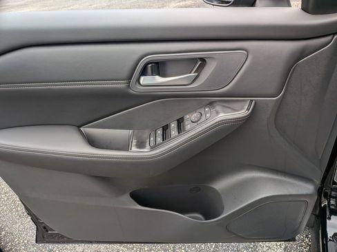 New 2026 Nissan Rogue Dark Armor image 12