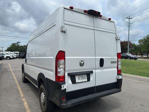 Used 2024 RAM ProMaster 2500 w/ Convenience Group FWD image 6