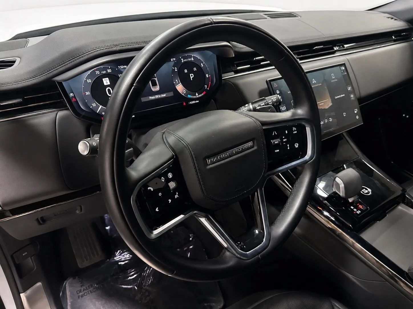Used 2024 Land Rover Range Rover Sport SE AWD/4WD image 10