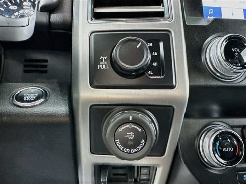 Used 2020 Ford F150 Platinum w/ Equipment Group 701A Luxury AWD/4WD image 20