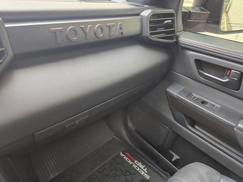 Used 2024 Toyota Sequoia TRD Pro AWD/4WD image 40