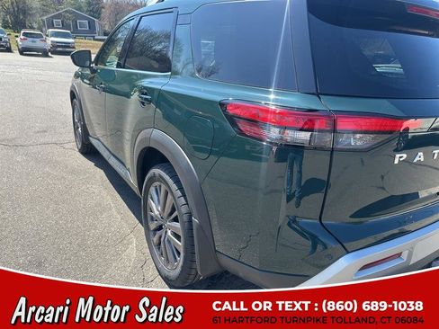 Used 2023 Nissan Pathfinder SL w/ SL Premium Package image 12