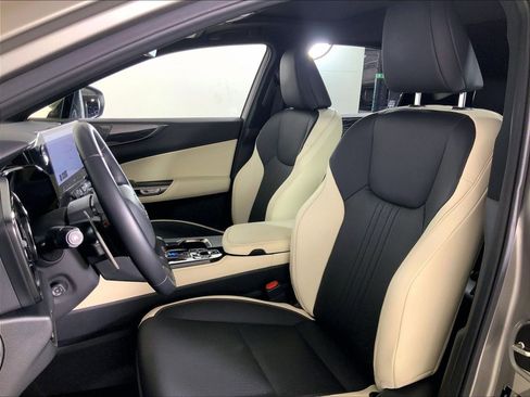 Used 2024 Lexus NX 350h AWD w/ Premium Package image 5
