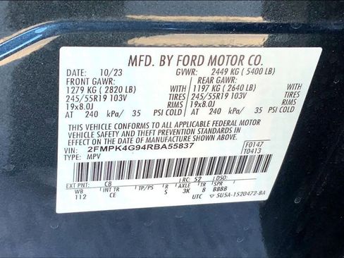 Certified 2024 Ford Edge SE w/ Black Appearance Package image 33