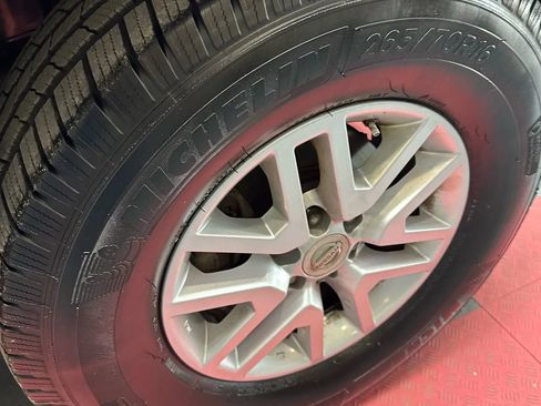 Used 2018 Nissan Frontier SV image 41