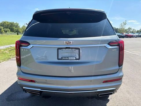 Used 2023 Cadillac XT6 Premium Luxury w/ Technology Package FWD image 8