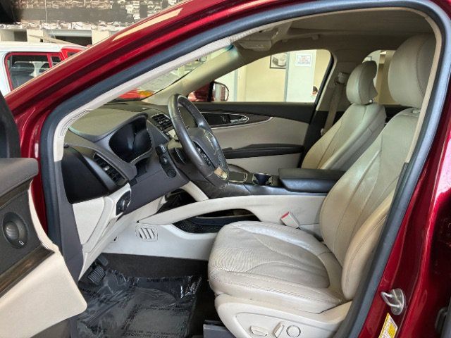 Used 2019 Lincoln Nautilus Reserve AWD/4WD image 18
