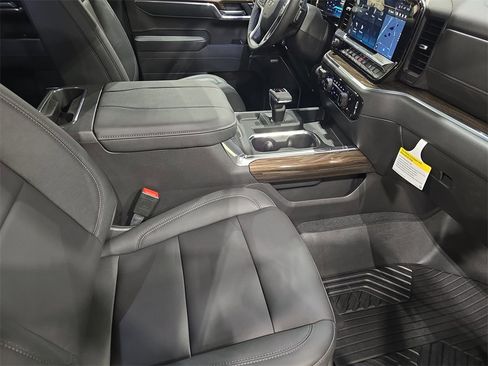 New 2026 Chevrolet Silverado 1500 LT Trail Boss w/ Safety Package image 10