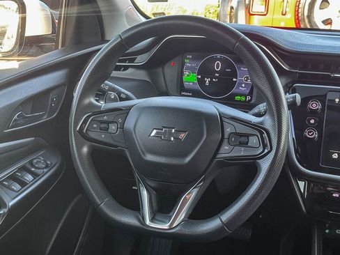 Certified 2022 Chevrolet Bolt EUV LT image 17