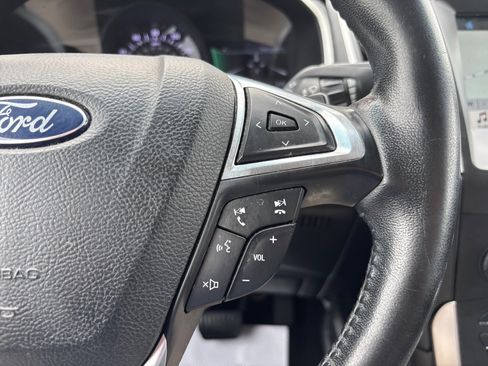 Used 2017 Ford Edge SEL w/ Equipment Group 201A AWD/4WD image 29