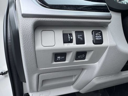 Used 2018 Subaru Forester 2.5i Limited w/ Popular Package #2 image 10