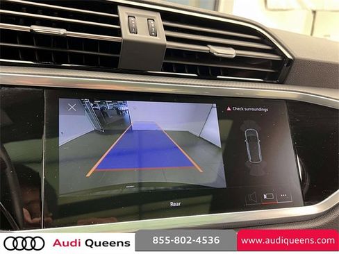 Used 2023 Audi Q3 2.0T Premium w/ Convenience Package image 28