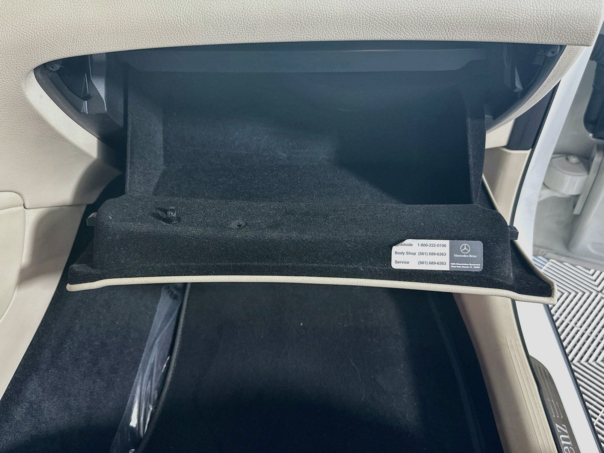 Used 2021 Mercedes-Benz GLC 300 4MATIC image 32