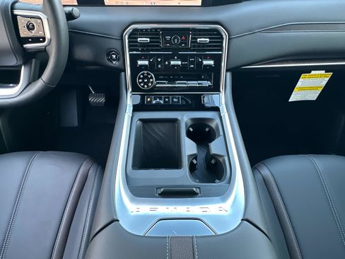 New 2025 Nissan Armada SL w/ Captain's Chari Seat Package image 13