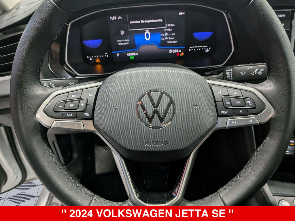 Used 2024 Volkswagen Jetta SE FWD image 16