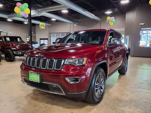 Used 2021 Jeep Grand Cherokee Limited AWD/4WD image 3