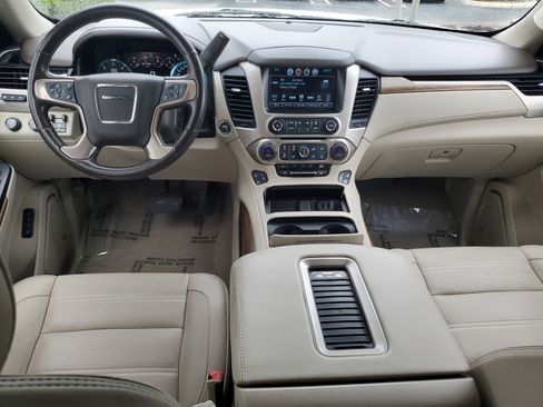 Used 2020 GMC Yukon Denali image 16