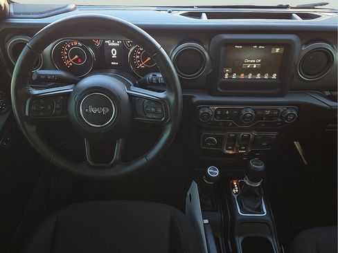 Used 2022 Jeep Wrangler Sport S image 11