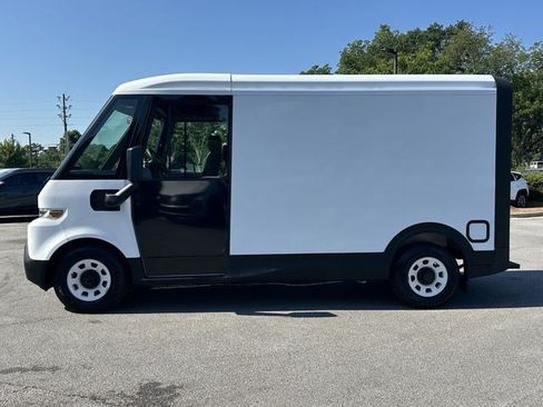 Used 2024 Chevrolet Brightdrop 400 w/ Commercial Equipment Package AWD/4WD image 2