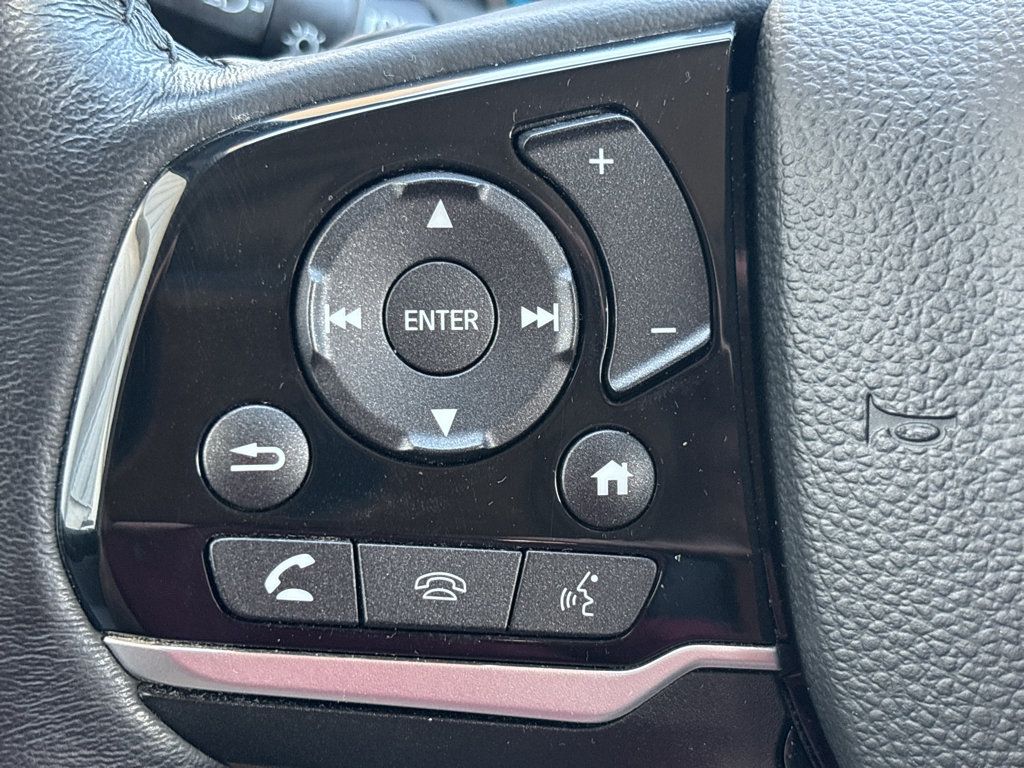 Used 2023 Honda Odyssey Touring image 12