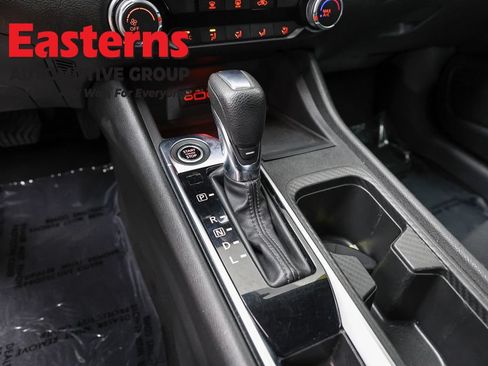 Used 2022 Nissan Sentra SV FWD image 13