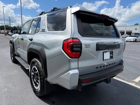 New 2026 Toyota 4Runner TRD Off-Road Premium AWD/4WD image 4