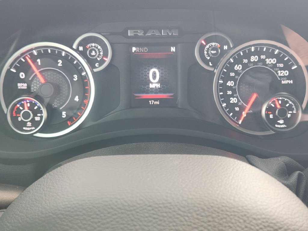New 2026 RAM 2500 Tradesman AWD/4WD image 12