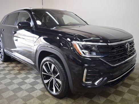 New 2025 Volkswagen Atlas Cross Sport SEL Premium R-Line image 1