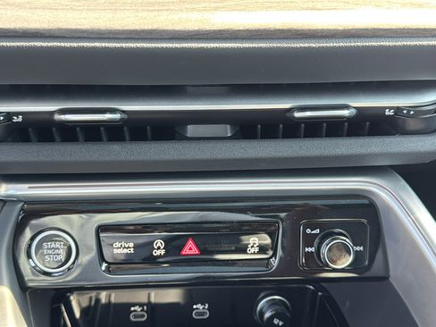 New 2025 Audi Q5 Premium image 20