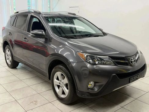 Used 2013 Toyota RAV4 XLE AWD/4WD image 1