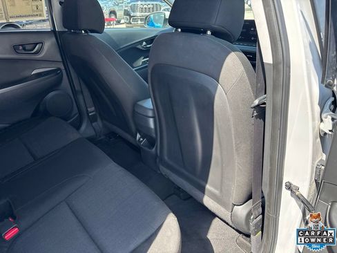 Used 2023 Hyundai Kona SEL FWD image 45