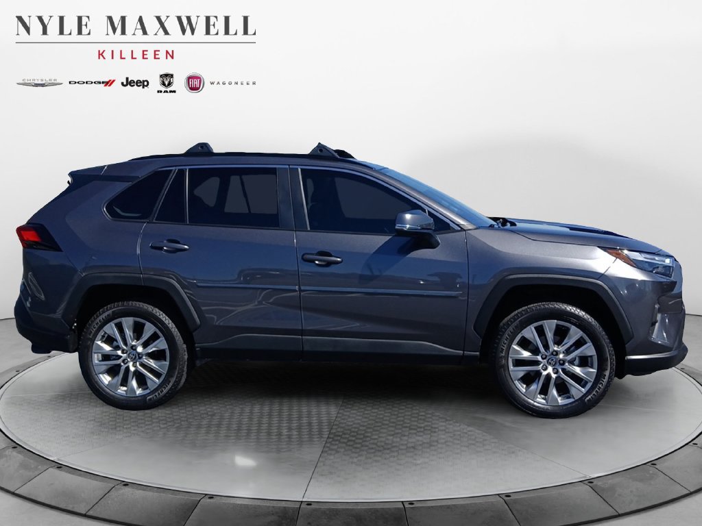 Used 2025 Toyota RAV4 XLE Premium FWD image 17