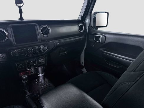 Used 2021 Jeep Wrangler Unlimited Rubicon 4xe w/ Cold Weather Group AWD/4WD image 24