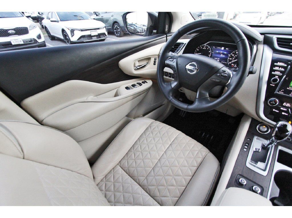 Used 2019 Nissan Murano Platinum w/ Cargo Package FWD image 9