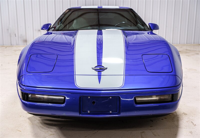 Used 1995 Chevrolet Corvette Coupe RWD image 22